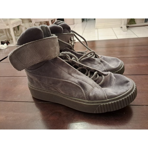 Puma Shoes - Size 7.5 - PUMA Platform Velour Quiet Shade W